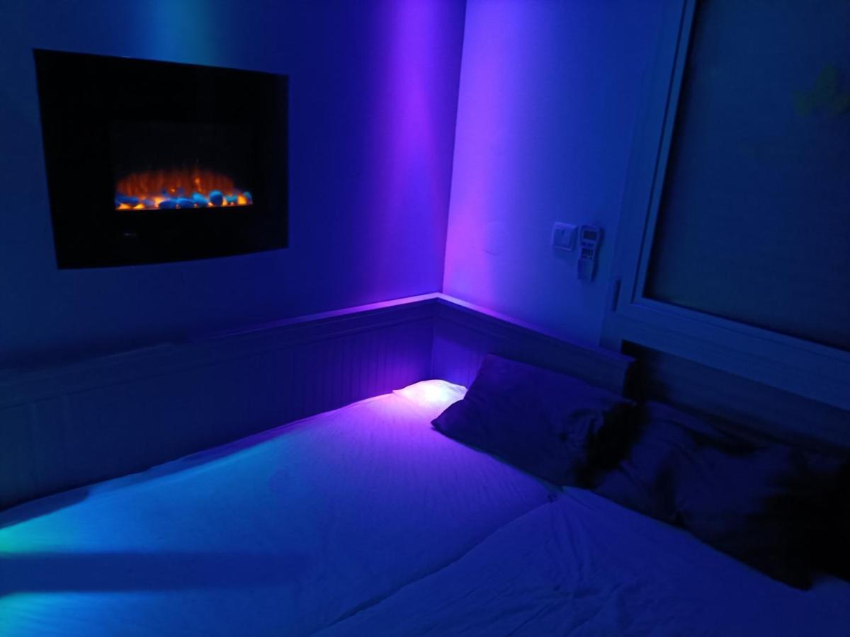 Studette Avec Spa & Jacuzzi Sete Exterior photo